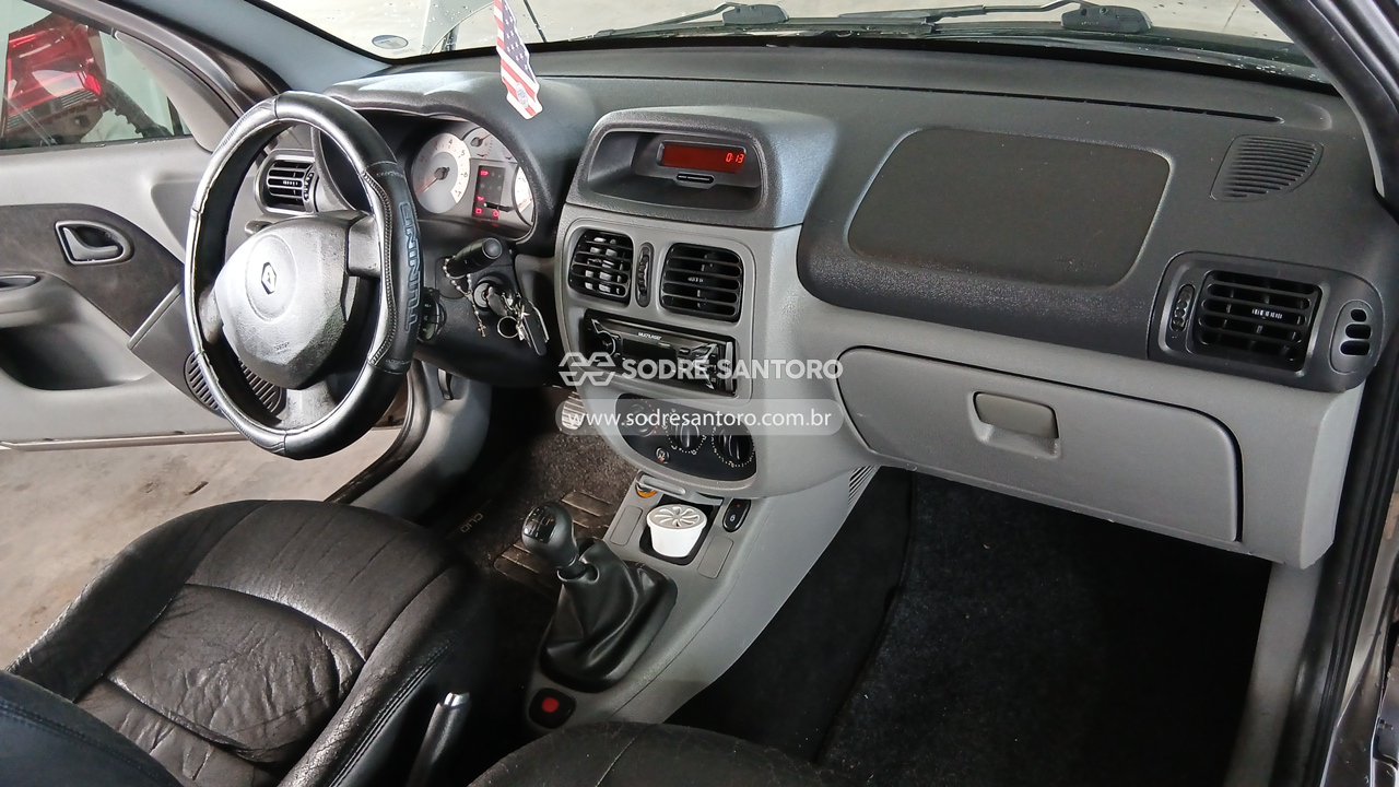 Foto 8 de 13: RENAULT - CLIO EXP 2006/2006