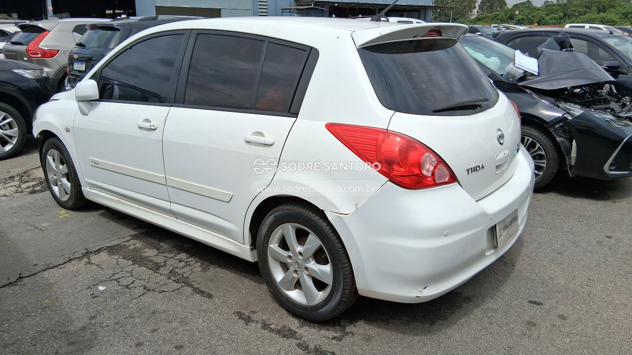Foto 2: NISSAN - TIIDA FLEX 2011/2012