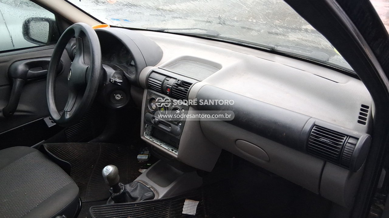 Foto 7 de 8: CHEVROLET - CLASSIC LS 2013/2013