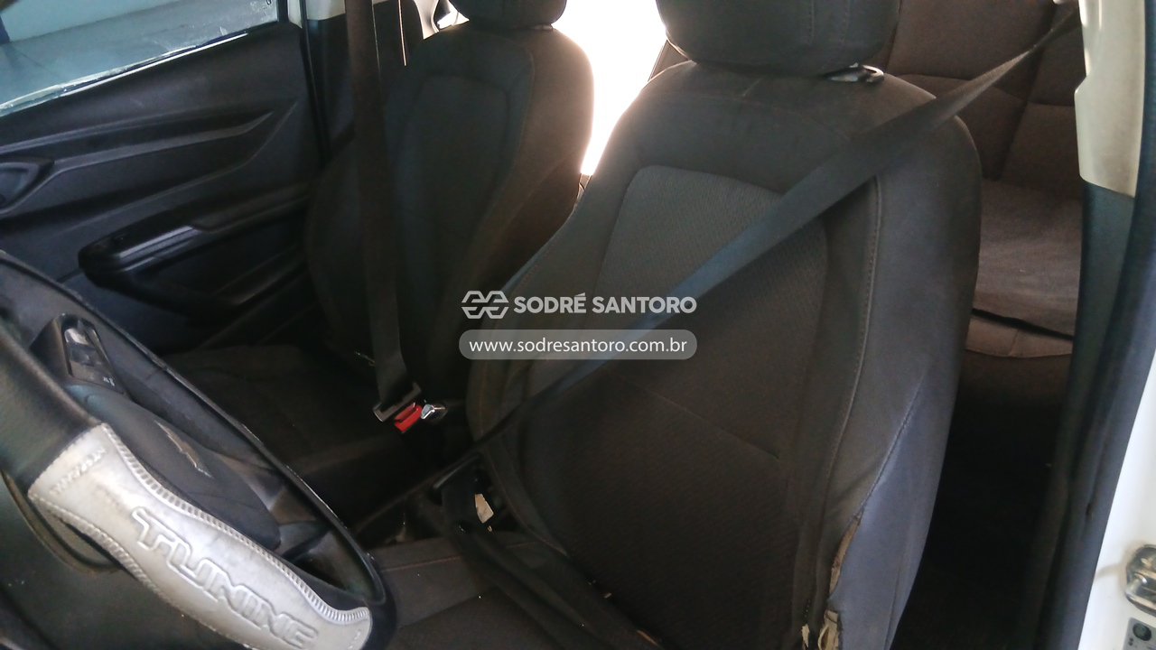 Chevrolet Onix 1.4mt Ltz - 2015/2016 — foto 9 de 12