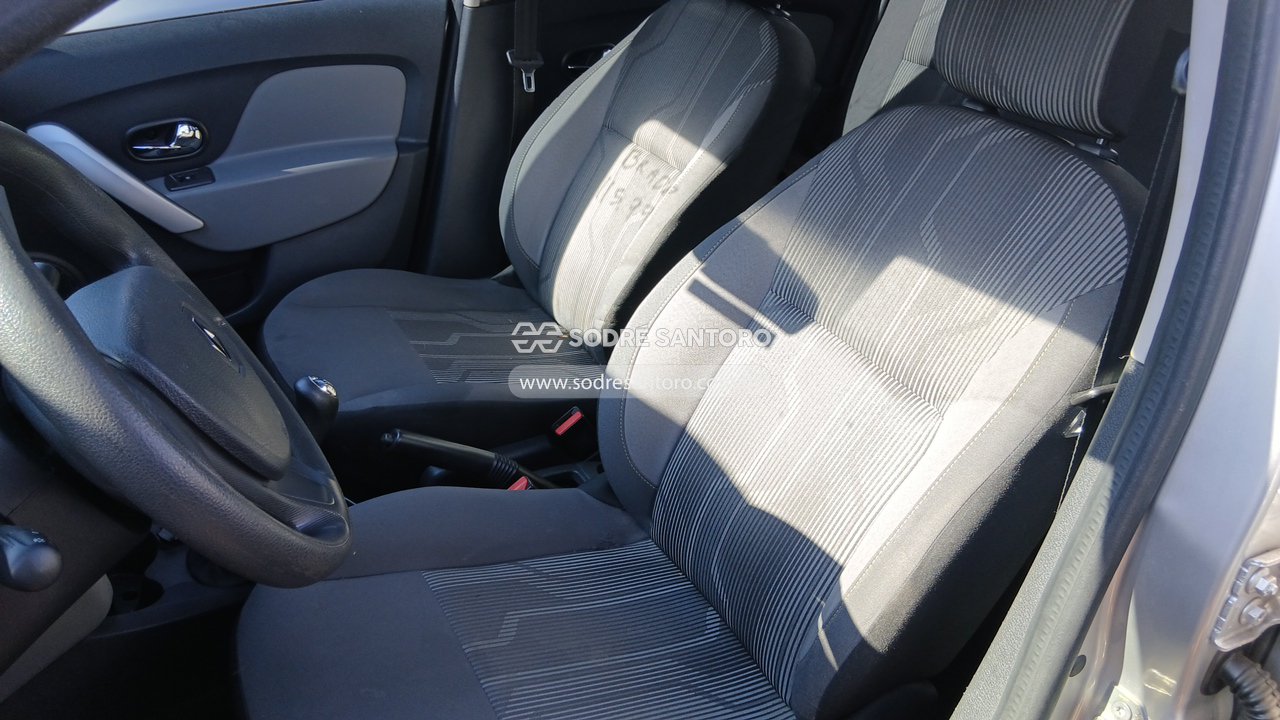 Renault Logan Exp 16 Sce - 2019/2020 — foto 9 de 12