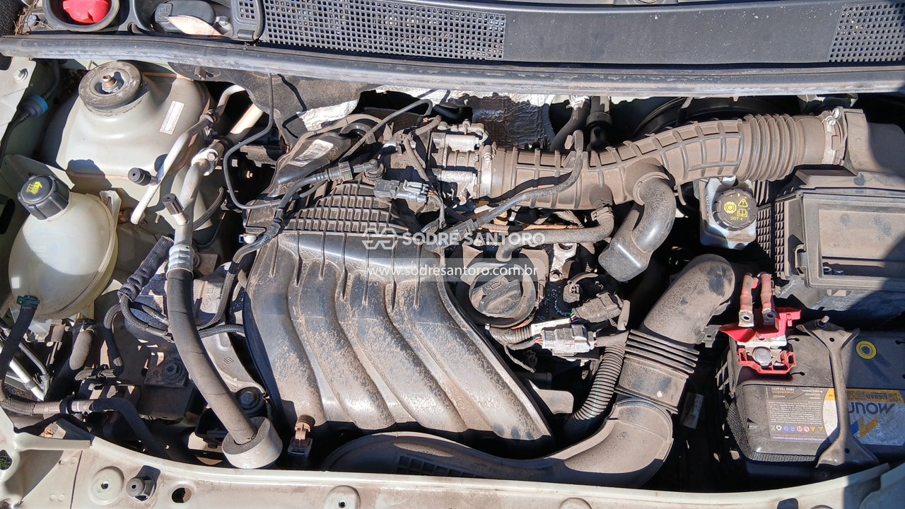 Renault Logan Exp 16 Sce - 2019/2020 — foto 5 de 12