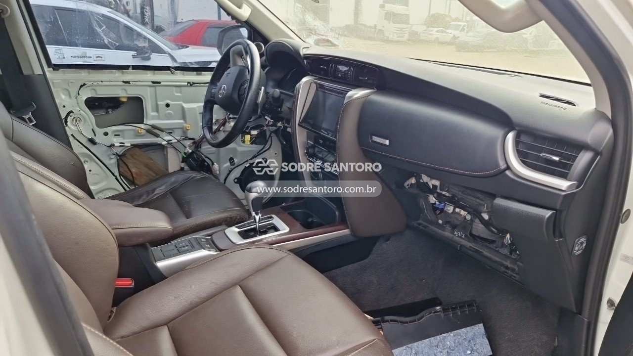 Toyota Hilux Swsrxa4fd - 2018/2019 — foto 8 de 12