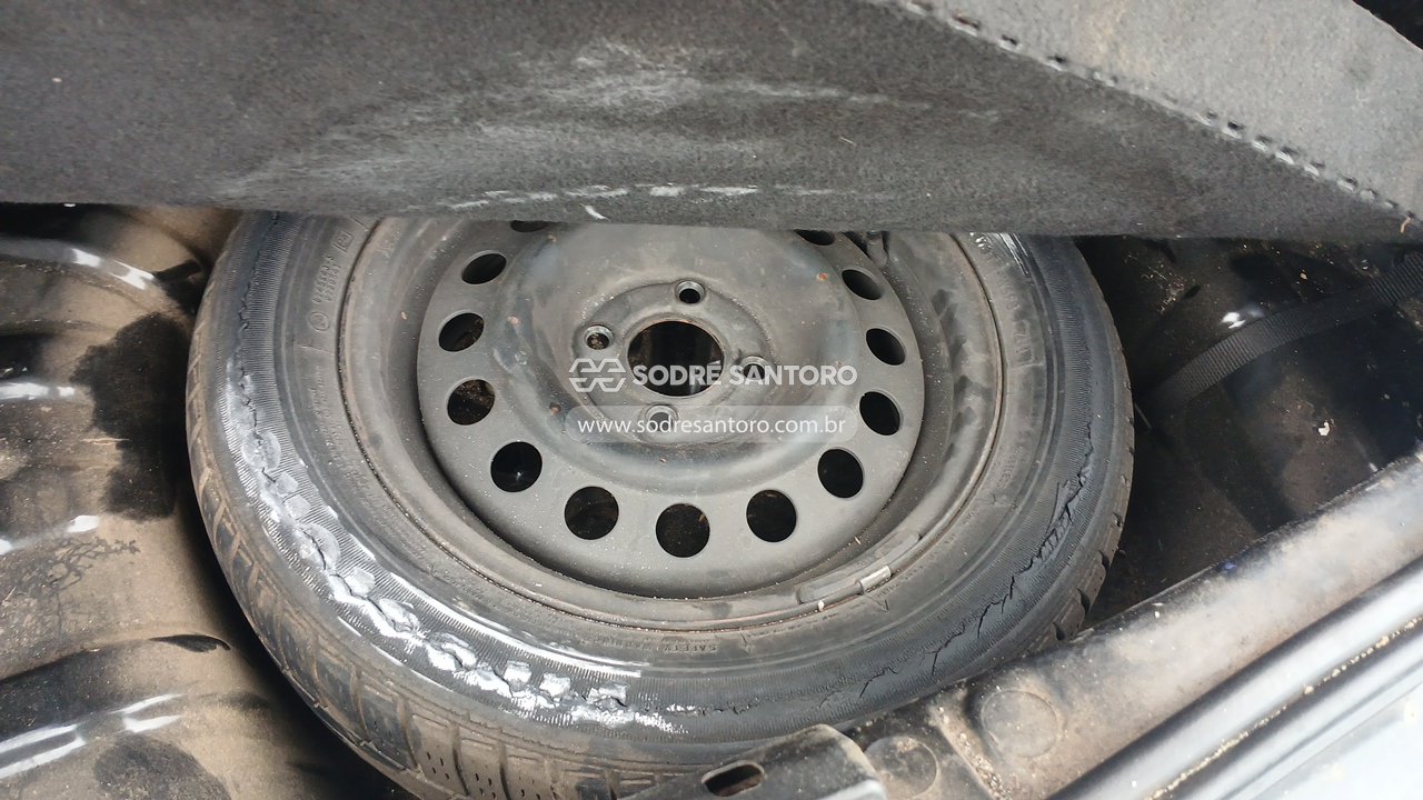 Renault Clio Cam1016vh - 2012/2012 — foto 9 de 12