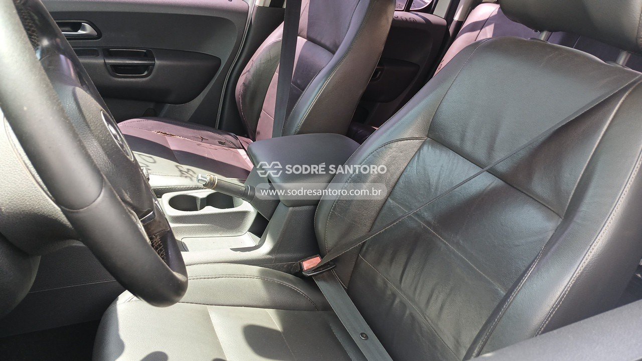 Volkswagen Amarok CD 4x4 High - 2014/2015 — foto 9 de 12