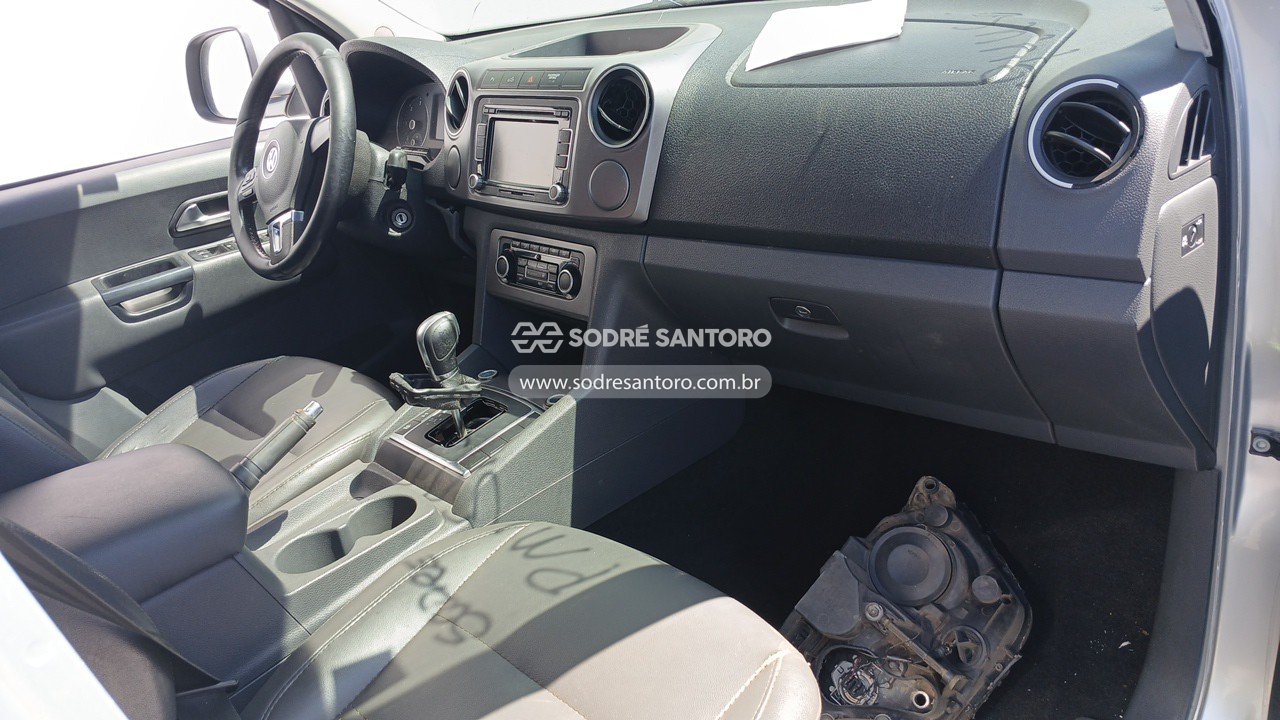 Volkswagen Amarok CD 4x4 High - 2014/2015 — foto 8 de 12