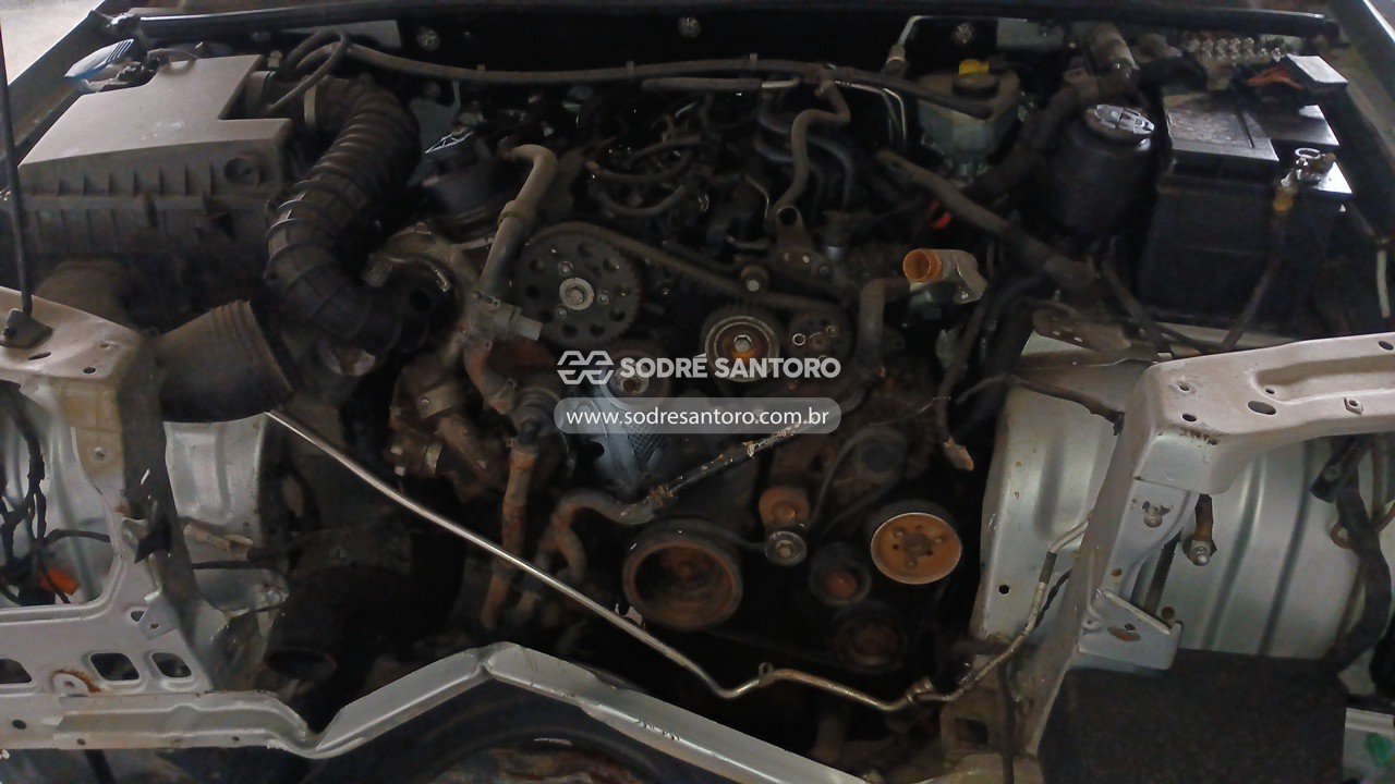 Volkswagen Amarok CD 4x4 High - 2014/2015 — foto 5 de 12