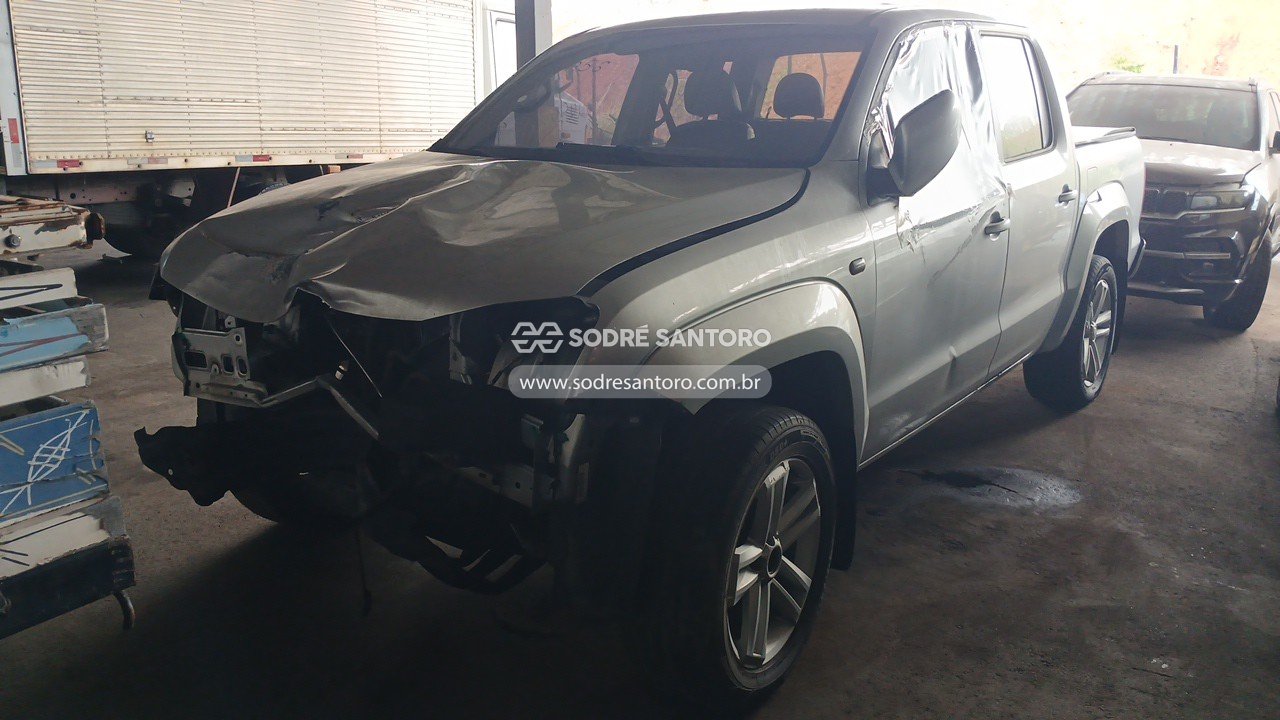 Volkswagen Amarok CD 4x4 High - 2014/2015 — foto 3 de 12