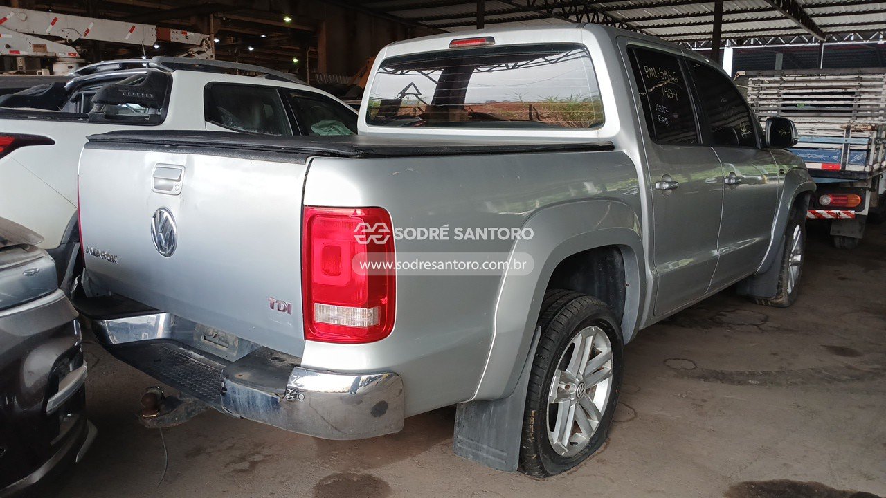 Volkswagen Amarok CD 4x4 High - 2014/2015 — foto 4 de 12