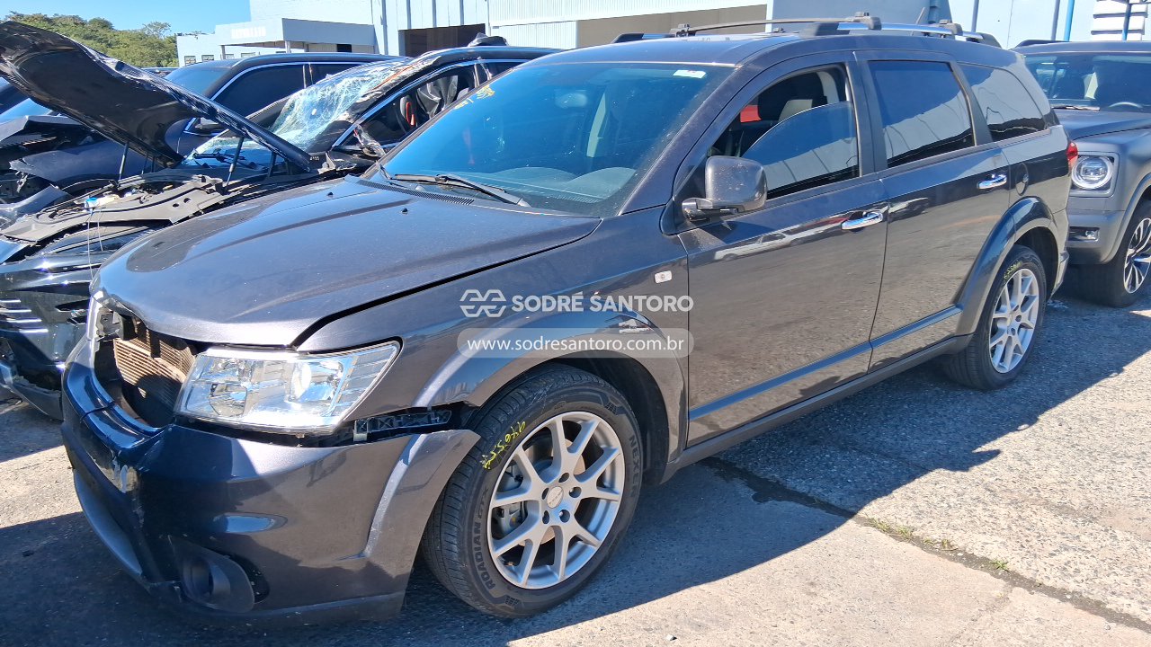 Dodge Journey R - 2014/2015 — foto 3 de 12