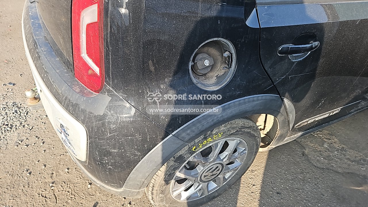 Volkswagen UP Cross MA - 2015/2016 — foto 11 de 12