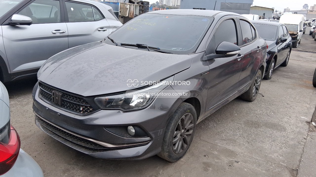 Fiat Cronos Drive 1.3 - 2022/2022 — foto 3 de 8