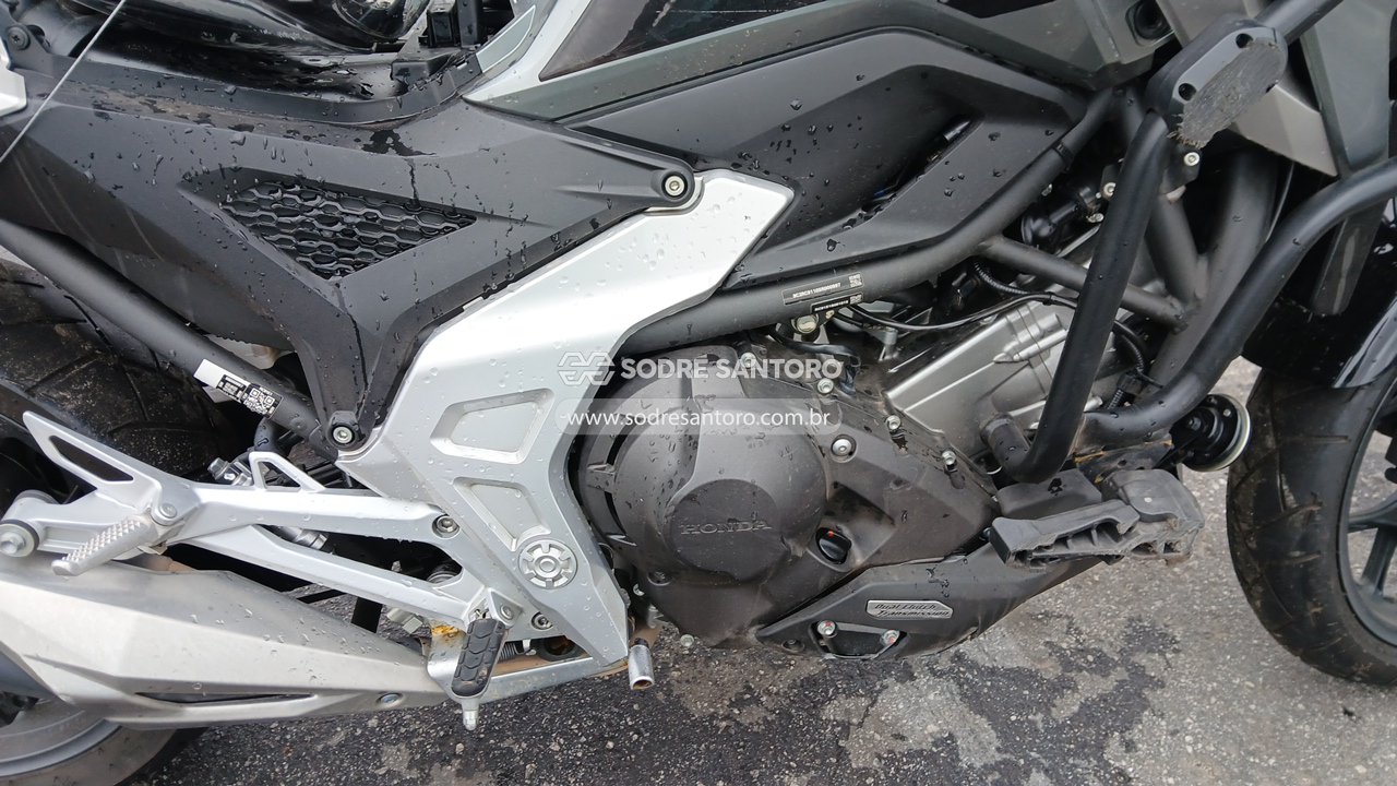 Honda NC 750x Dct - 2025/2025 — foto 5 de 10