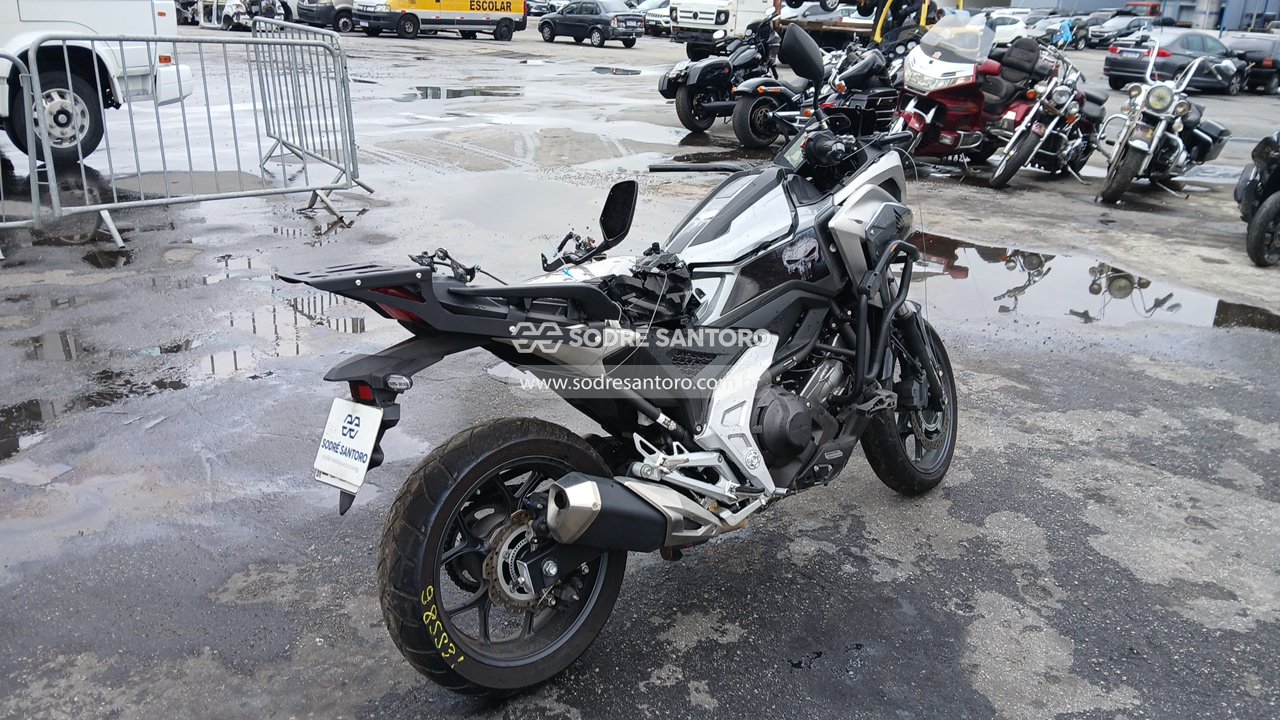 Honda NC 750x Dct - 2025/2025 — foto 4 de 10