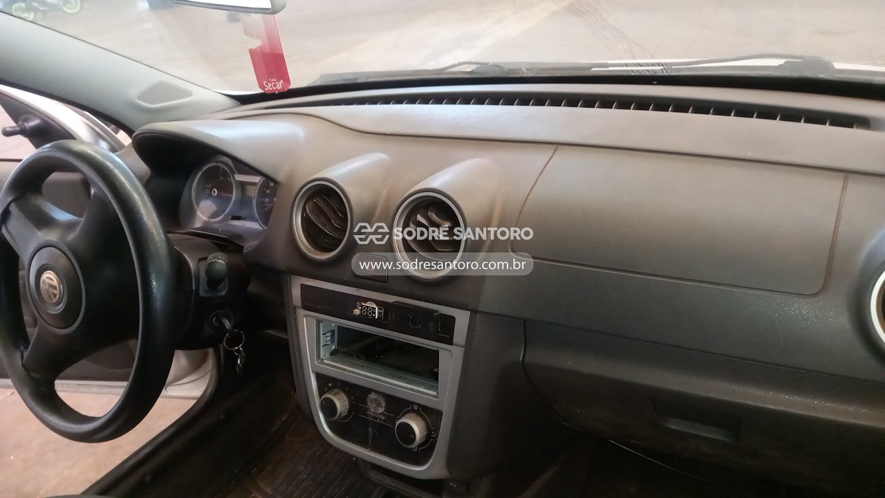 Volkswagen Gol 1.0 - 2010/2011 — foto 6 de 12
