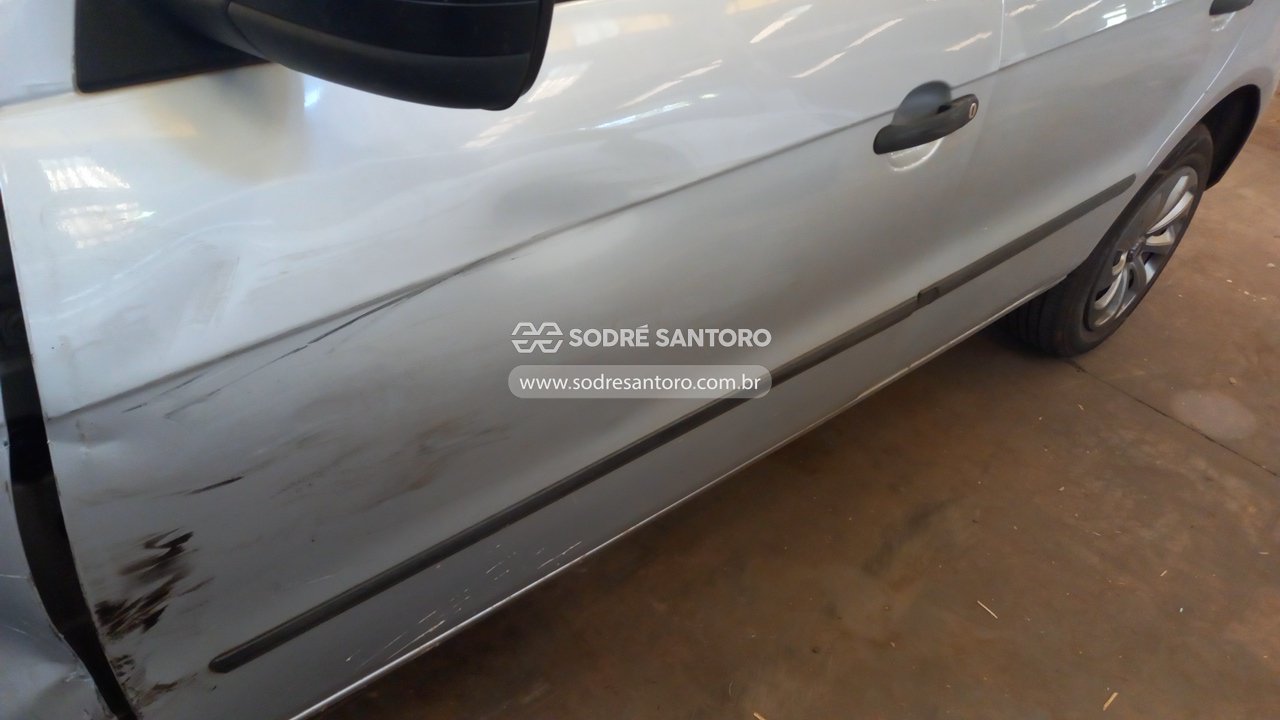 Volkswagen Gol 1.0 - 2010/2011 — foto 10 de 12