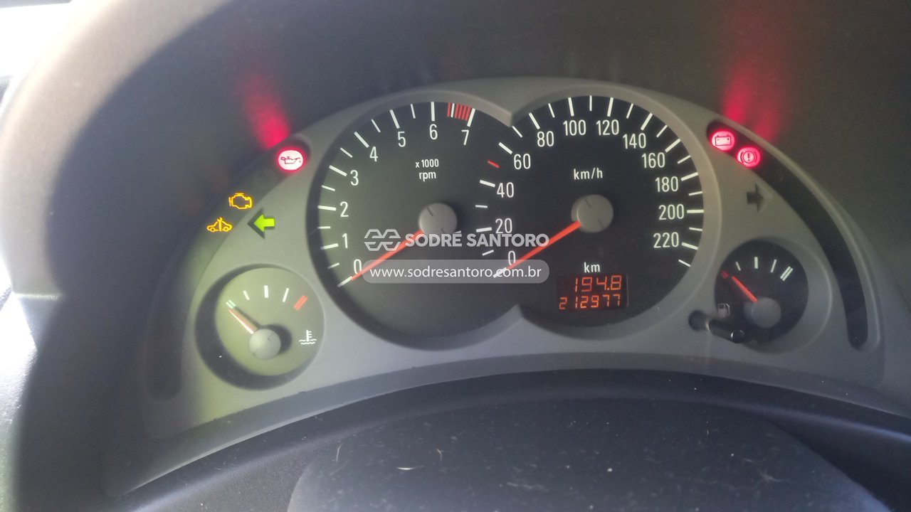 Chevrolet Corsa Hatch - 2002/2003 — foto 7 de 12