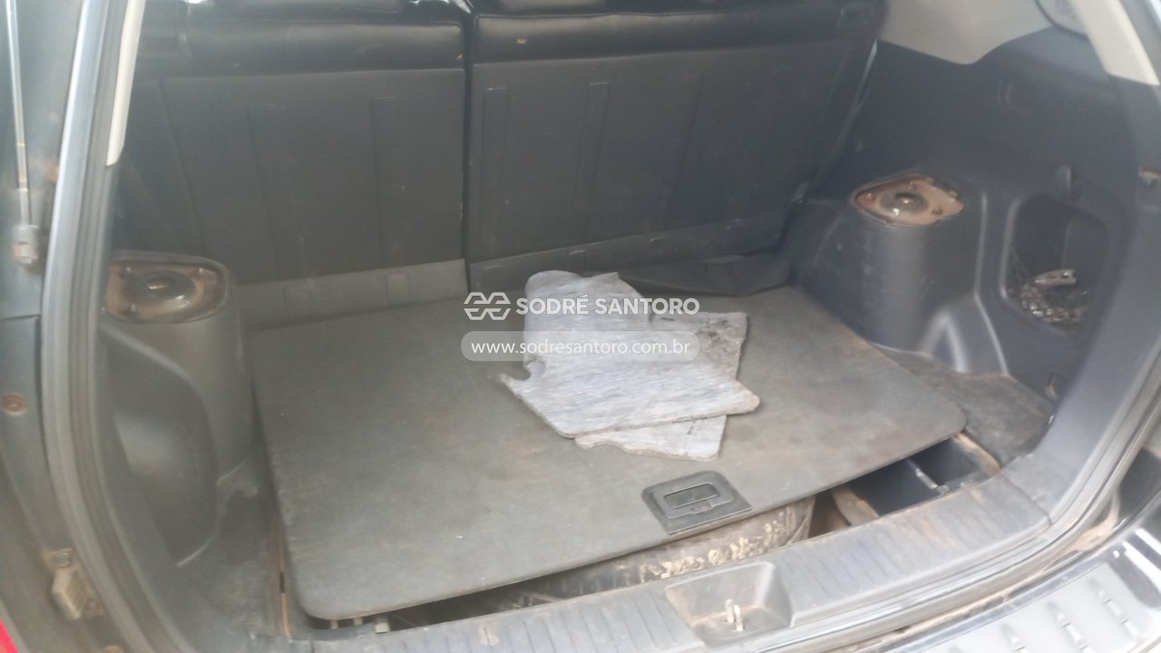 Kia Sportage LX 2.0 G2 - 2008/2008 — foto 10 de 12