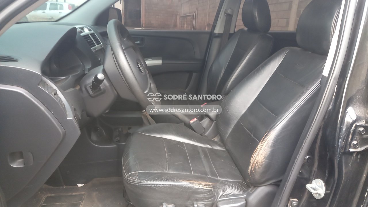 Kia Sportage LX 2.0 G2 - 2008/2008 — foto 8 de 12