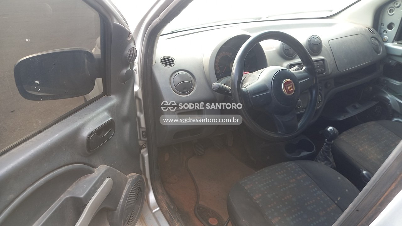 Fiat Uno Vivace 1.0 - 2012/2013 — foto 6 de 12