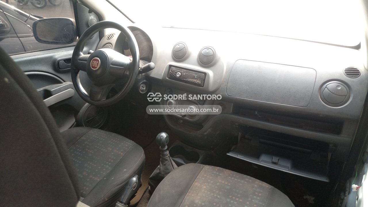 Fiat Uno Vivace 1.0 - 2012/2013 — foto 8 de 12
