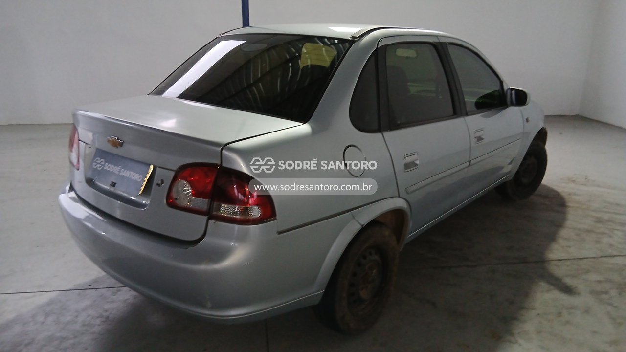 Chevrolet Classic LS - 2011/2011 — foto 4 de 12