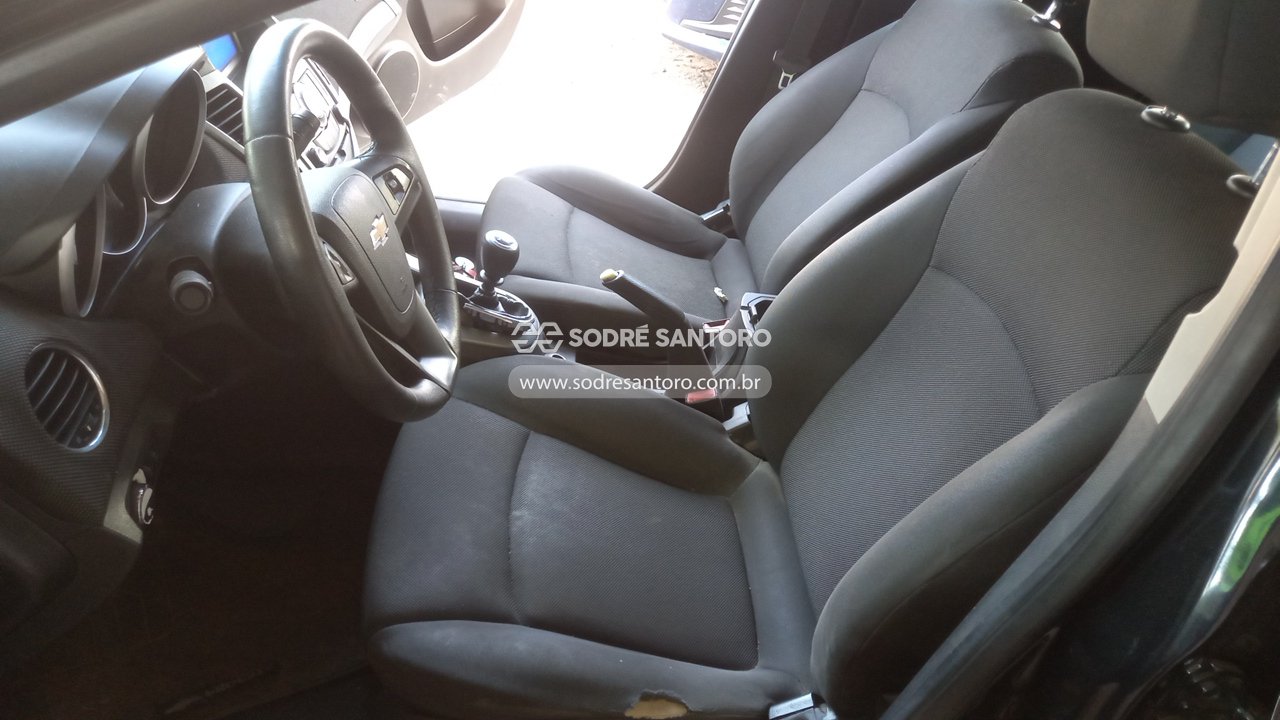Chevrolet Cruze LT NB - 2011/2012 — foto 9 de 12