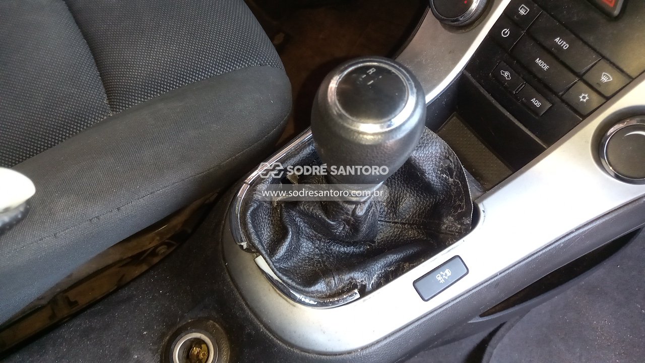 Chevrolet Cruze LT NB - 2011/2012 — foto 12 de 12
