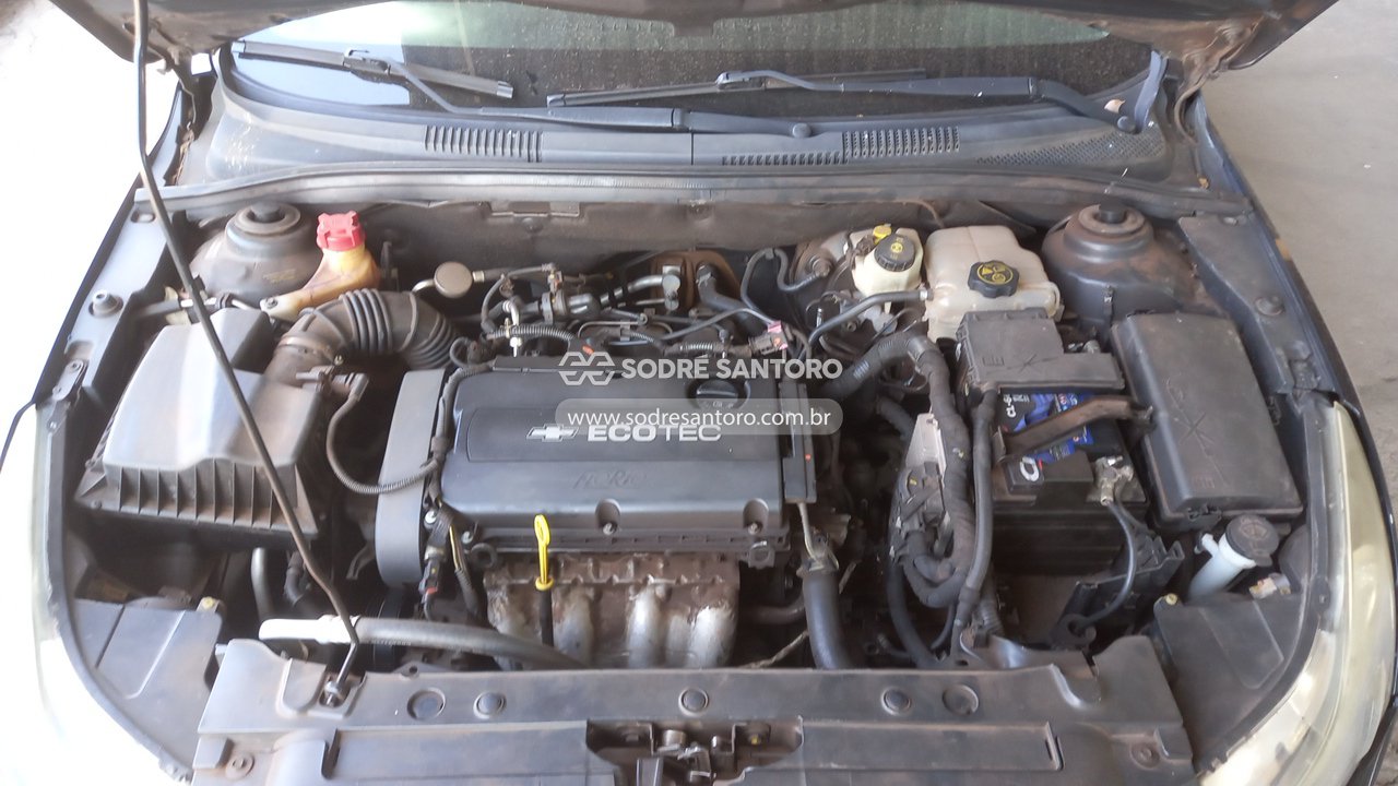Chevrolet Cruze LT NB - 2011/2012 — foto 5 de 12