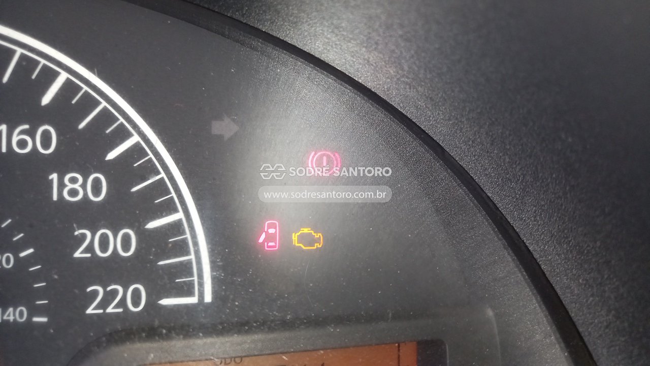 Nissan Versa 16sv Flex - 2012/2013 — foto 12 de 12