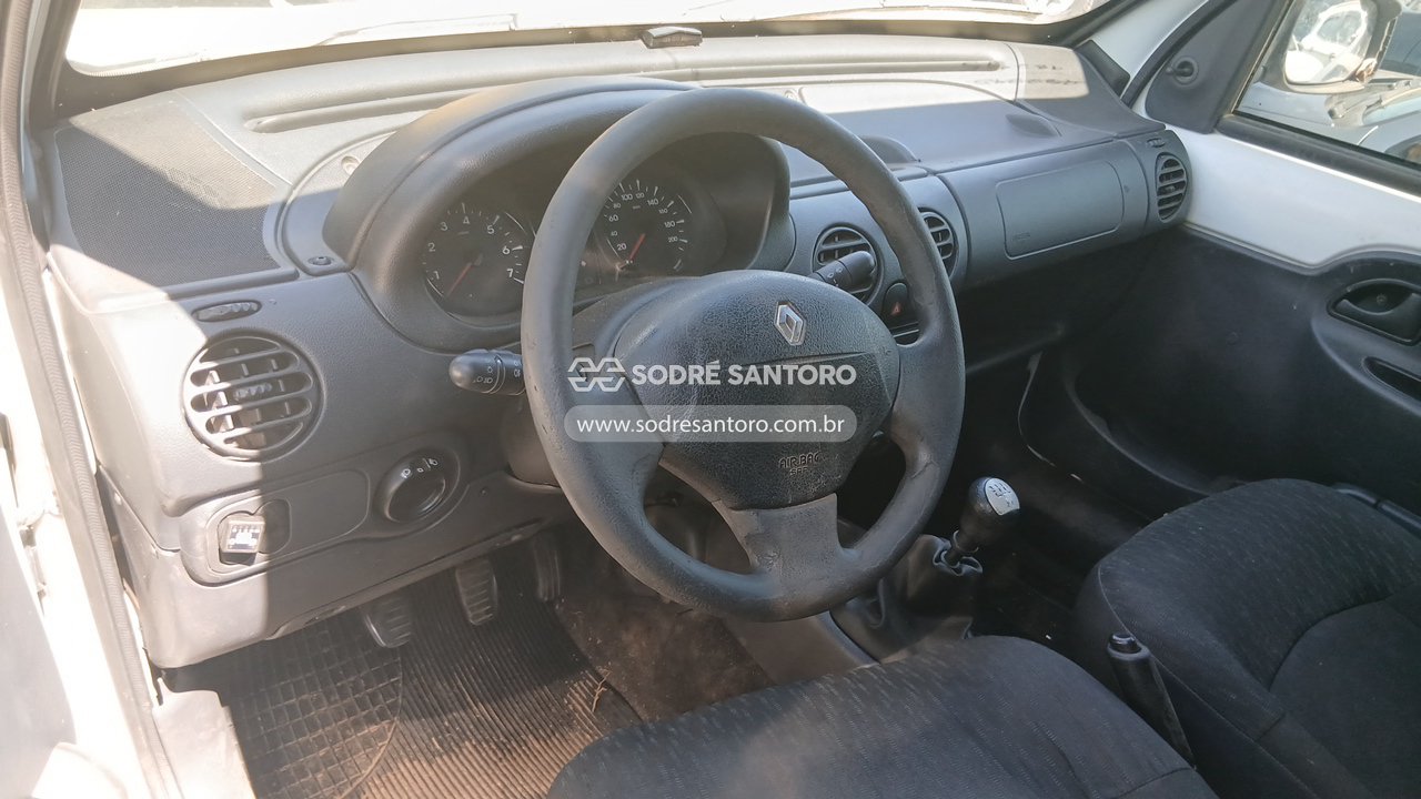 Renault Kgoo Express16 - 2014/2015 — foto 6 de 12