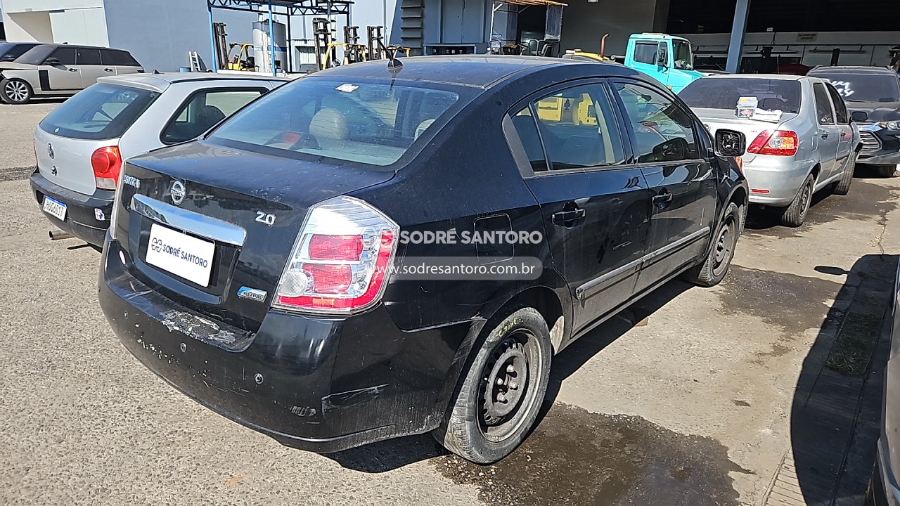 Nissan Sentra 20 Flex - 2011/2012 — foto 4 de 12