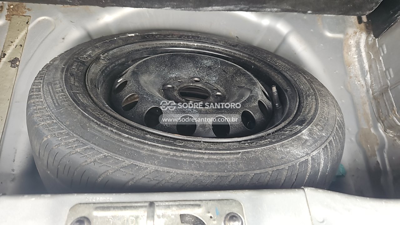 Fiat Mobi Like - 2021/2022 — foto 10 de 12