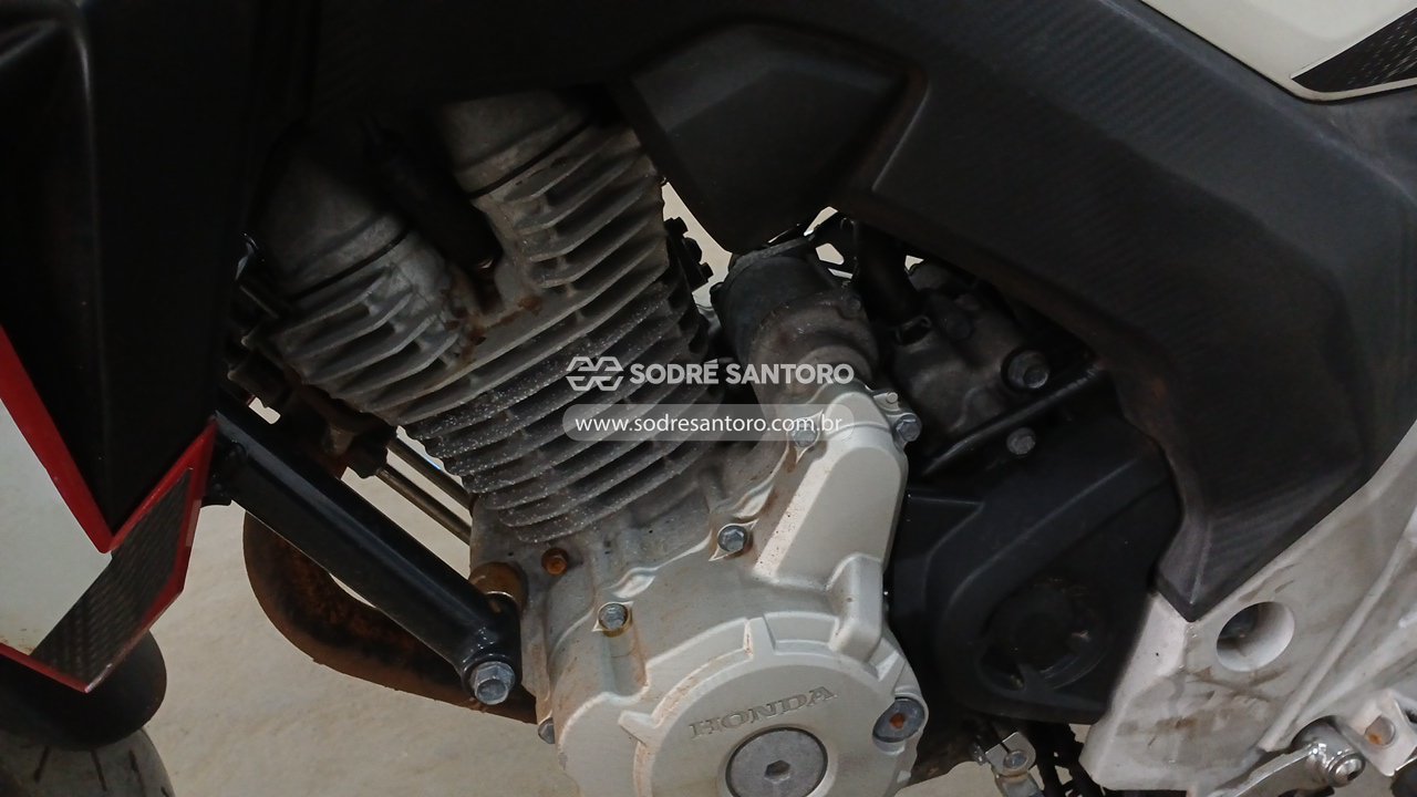 Honda CB 250f Twister - 2017/2017 — foto 5 de 12