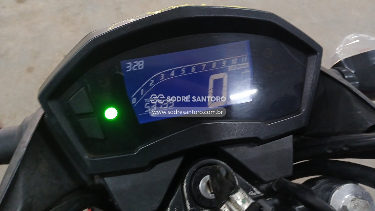 Honda CB 250f Twister - 2017/2017 — foto 8 de 12