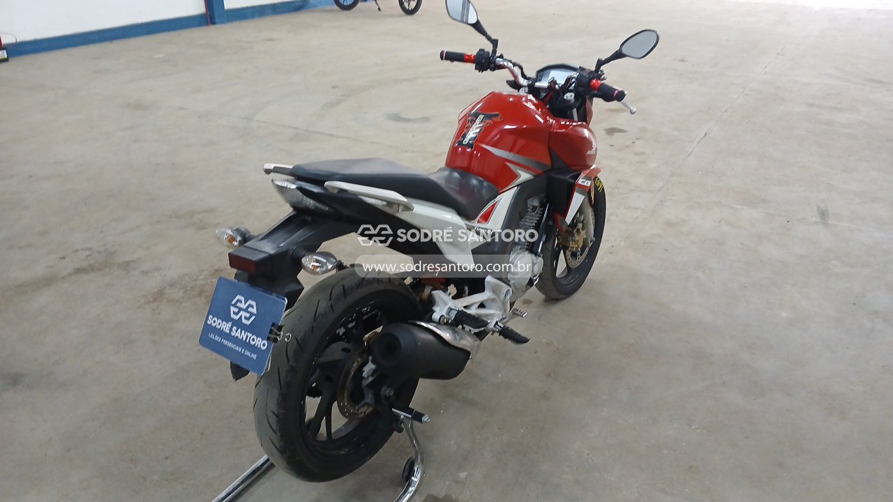 Honda CB 250f Twister - 2017/2017 — foto 4 de 12