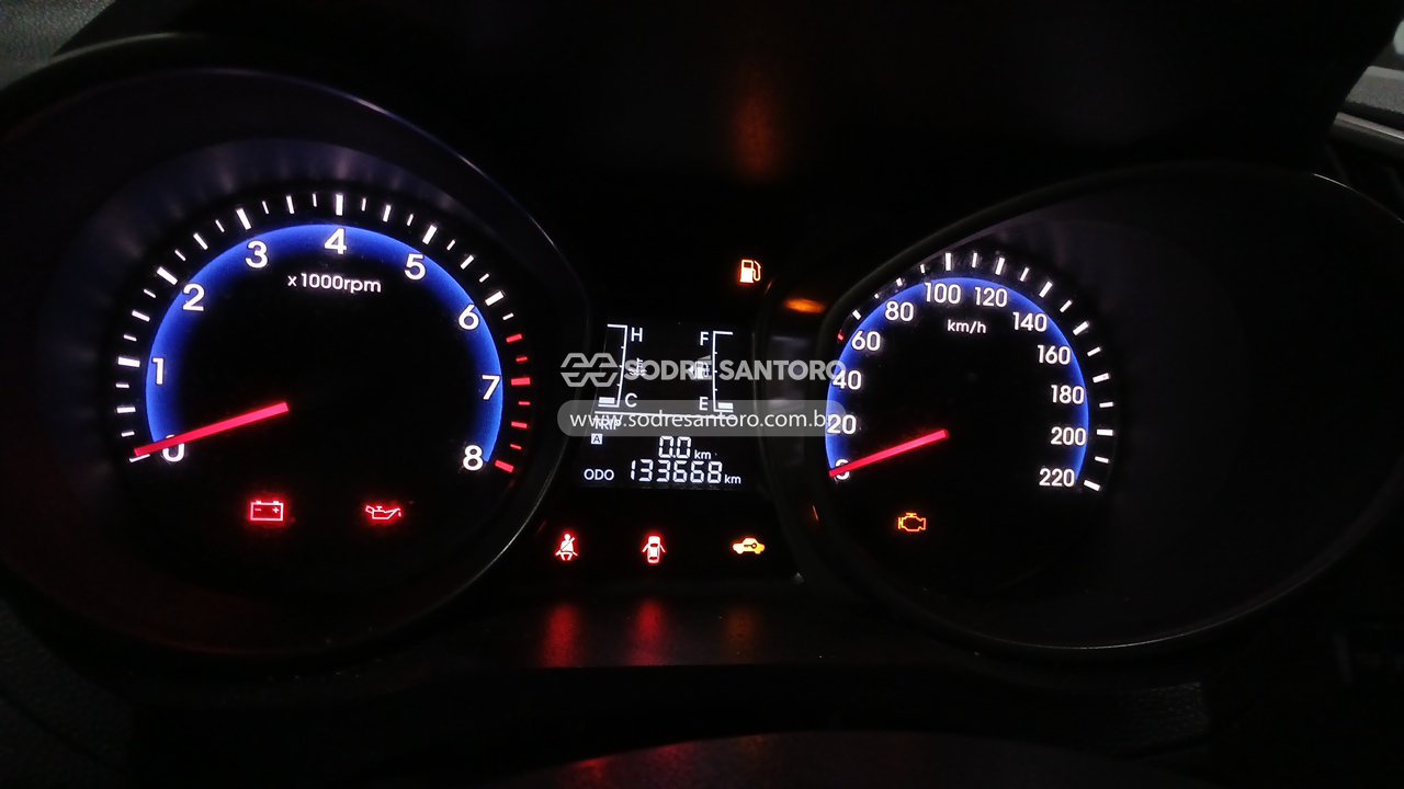 Hyundai Hb20 1.0m Comfor - 2014/2015 — foto 7 de 12