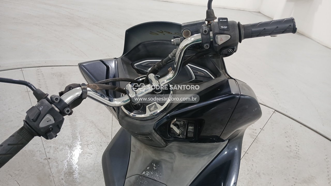 Foto 7 de 10: HONDA - PCX 150 2019/2019