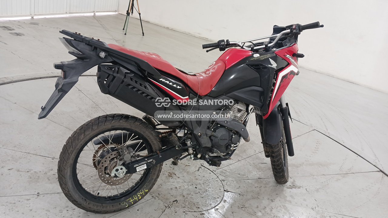 Foto 4: HONDA - XRE 300 SAHARA RAL 2024/2025
