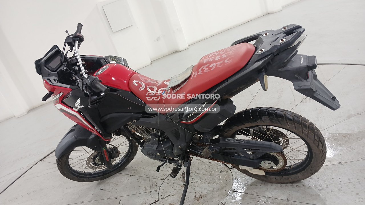 Foto 2: HONDA - XRE 300 SAHARA RAL 2024/2025