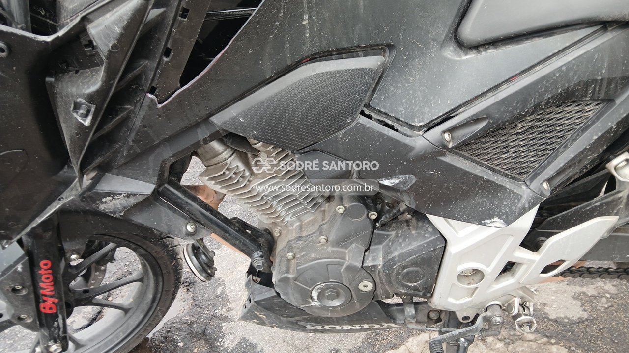Foto 6 de 13: HONDA - CB 300F TWISTER CBS 2024/2024