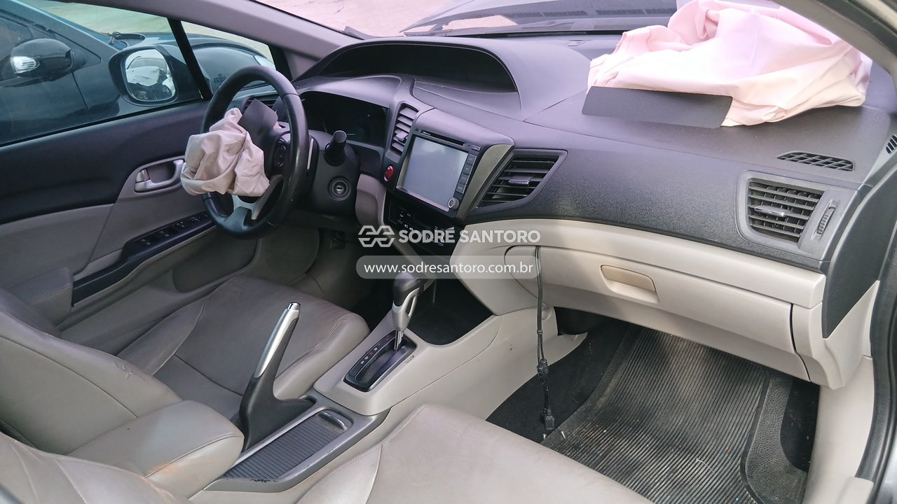 Foto 8 de 13: HONDA - CIVIC LXR 2015/2016