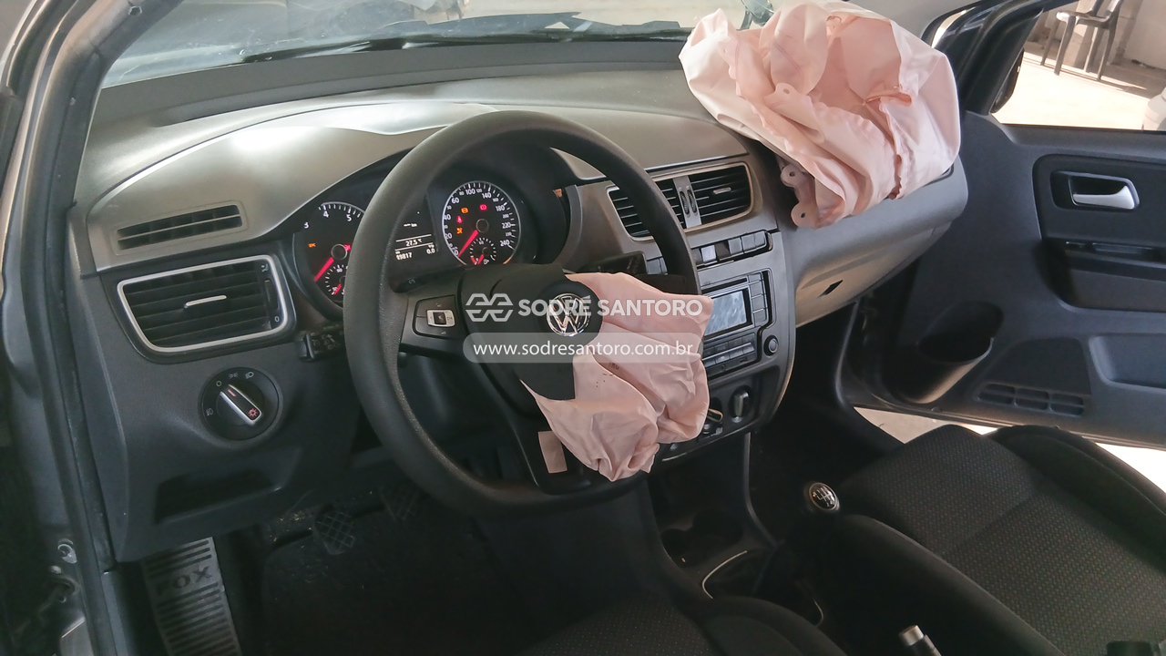 Foto 6 de 13: VOLKSWAGEN - FOX CONNECT MB 2021/2022