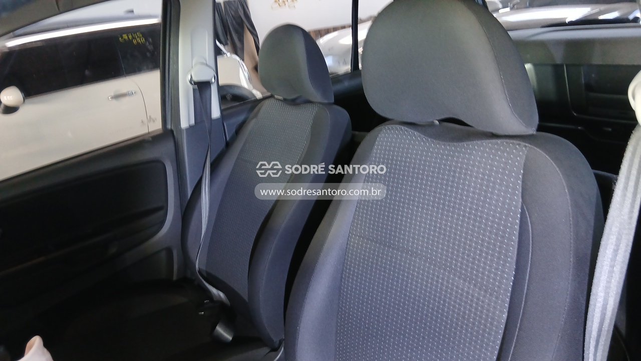 Foto 9 de 13: VOLKSWAGEN - FOX CONNECT MB 2021/2022