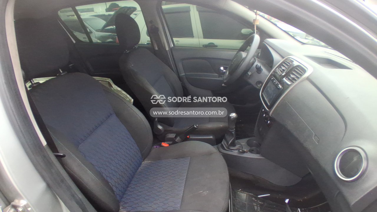 Foto 9 de 13: RENAULT - SANDERO EXPR 16 2014/2015