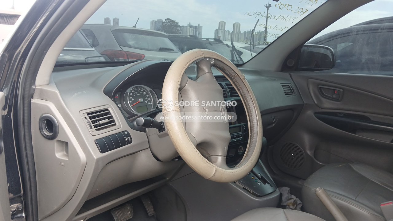 Foto 6 de 8: HYUNDAI - TUCSON GLSB 2014/2015
