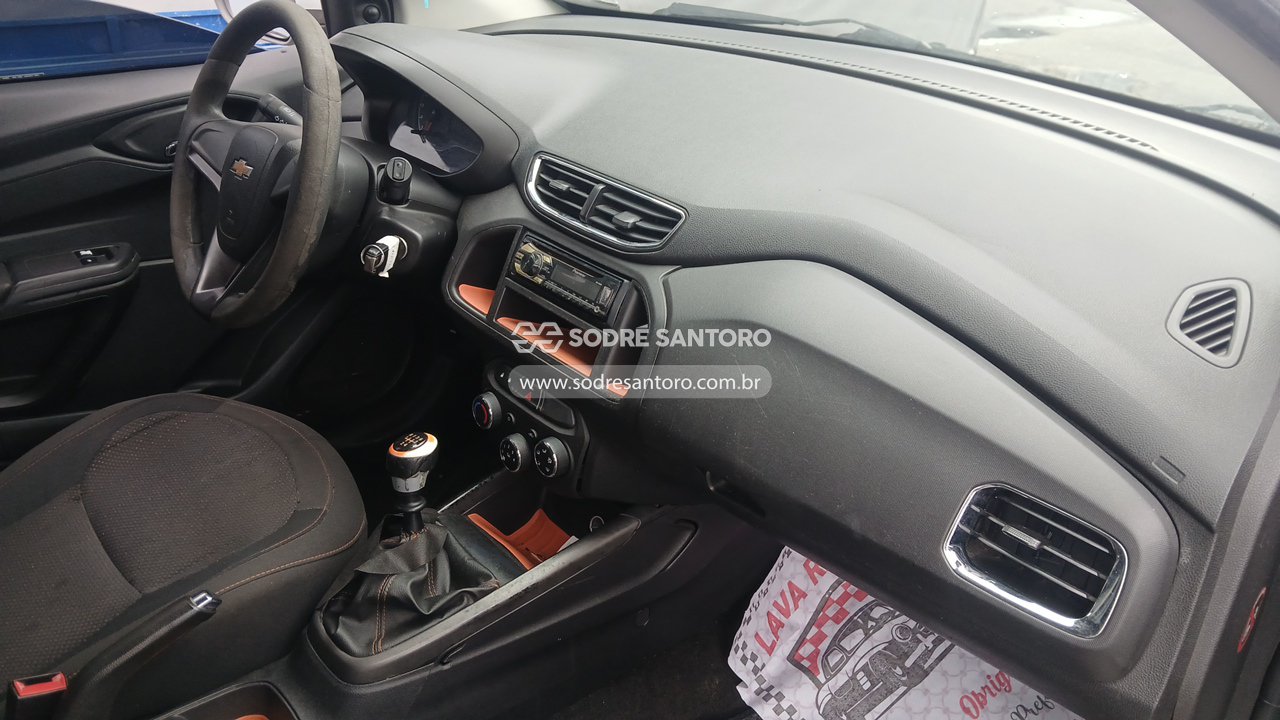 Foto 8 de 11: CHEVROLET - ONIX 1.4MT LT 2012/2013