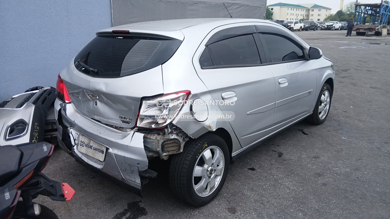 Foto 4: CHEVROLET - ONIX 1.4MT LT 2012/2013