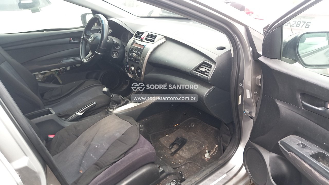 Foto 7 de 13: HONDA - CITY LX FLEX 2012/2013