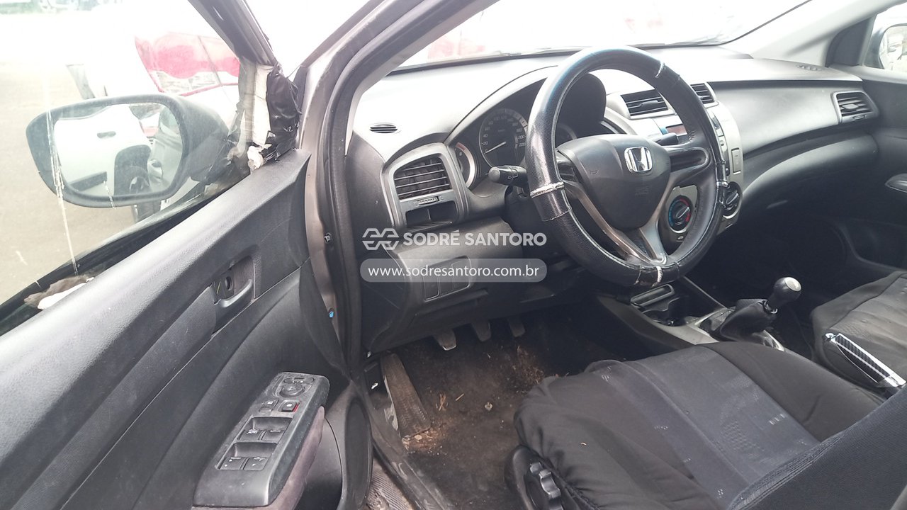 Foto 6 de 13: HONDA - CITY LX FLEX 2012/2013